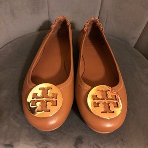 New Tory Burch Minnie Travel Ballet Tan /Gold 7.5